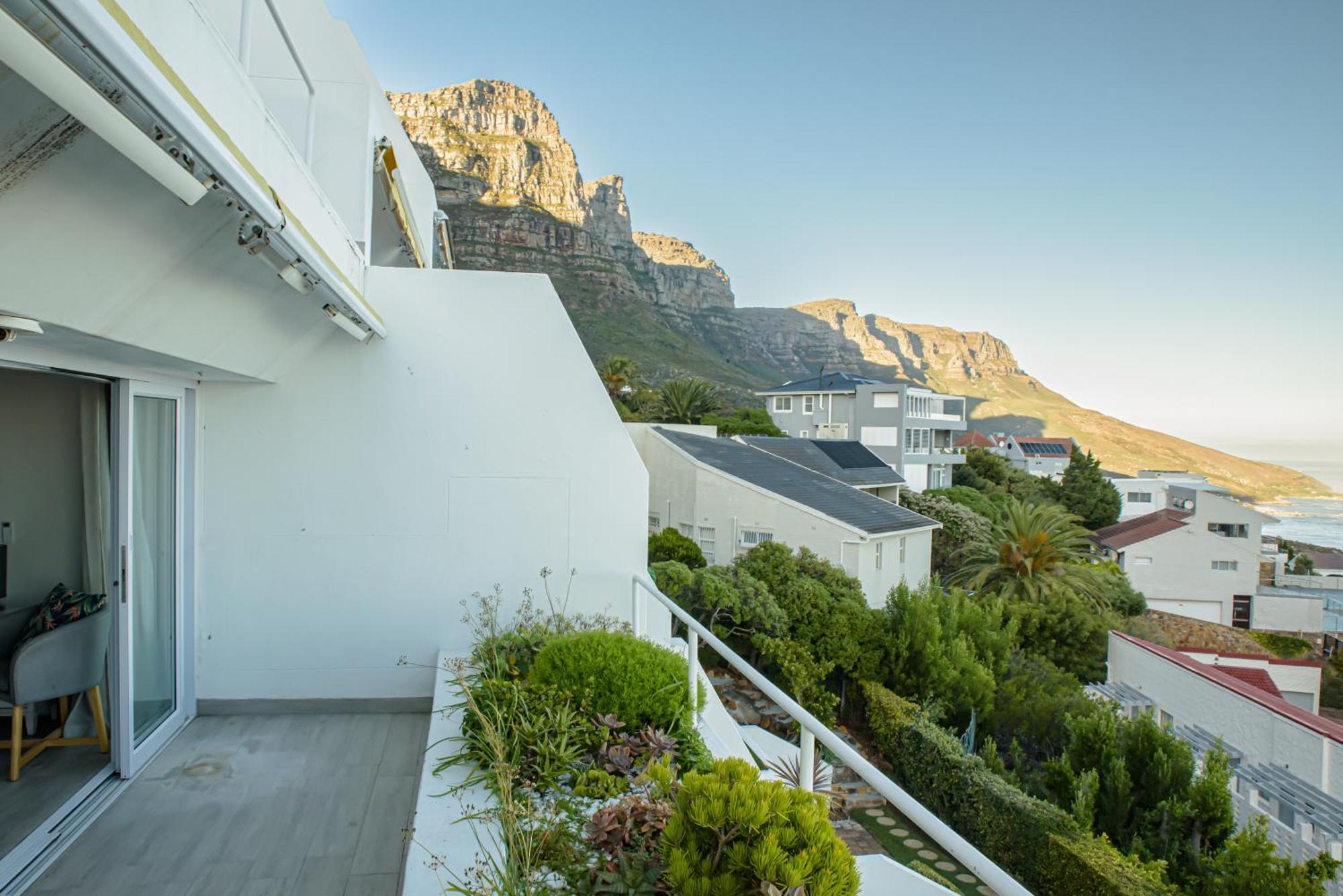 Bella Vista Camps Bay - Apt With Ocean Views Kapstadt Exterior foto